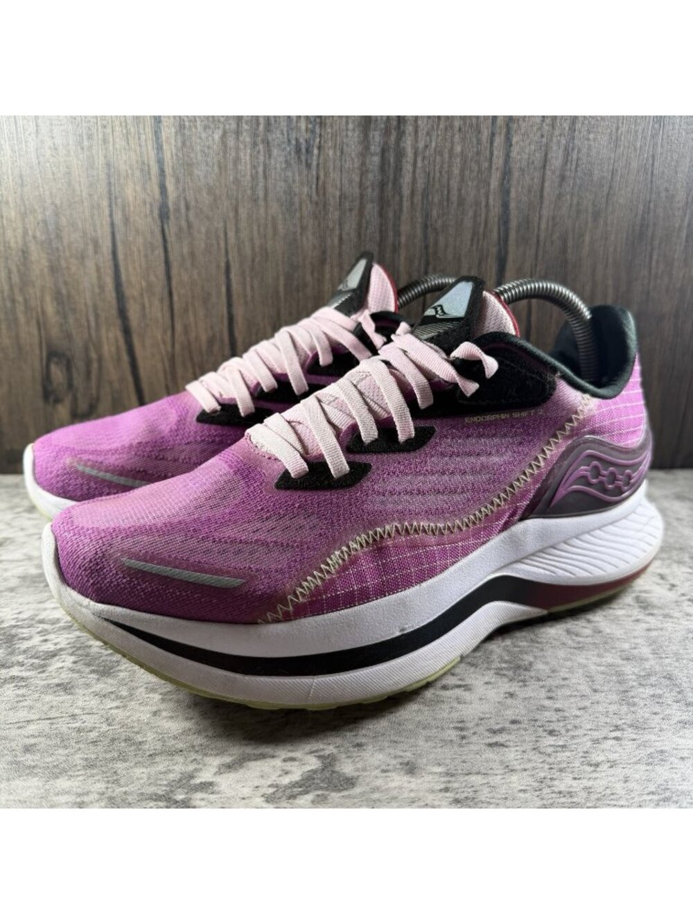 Saucony Endorphin Shift 2 Shoes Womens Size 9.5 PWRRUN Running Athletic Sneakers